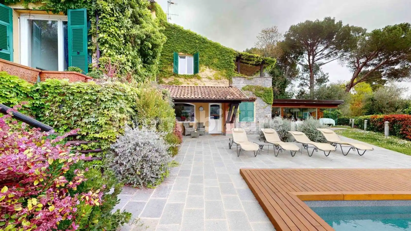 Villa in vendita a Garlenda