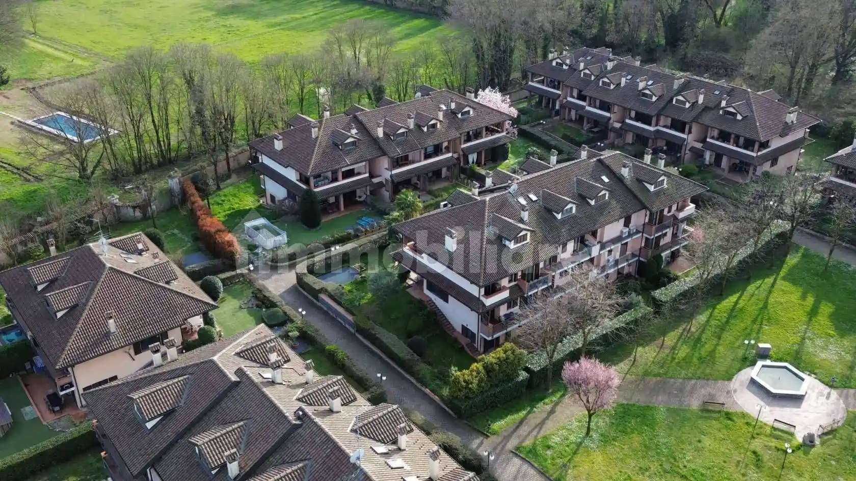 Appartamento in vendita a Bareggio