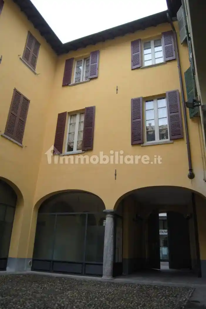 Appartamento in affitto a Como