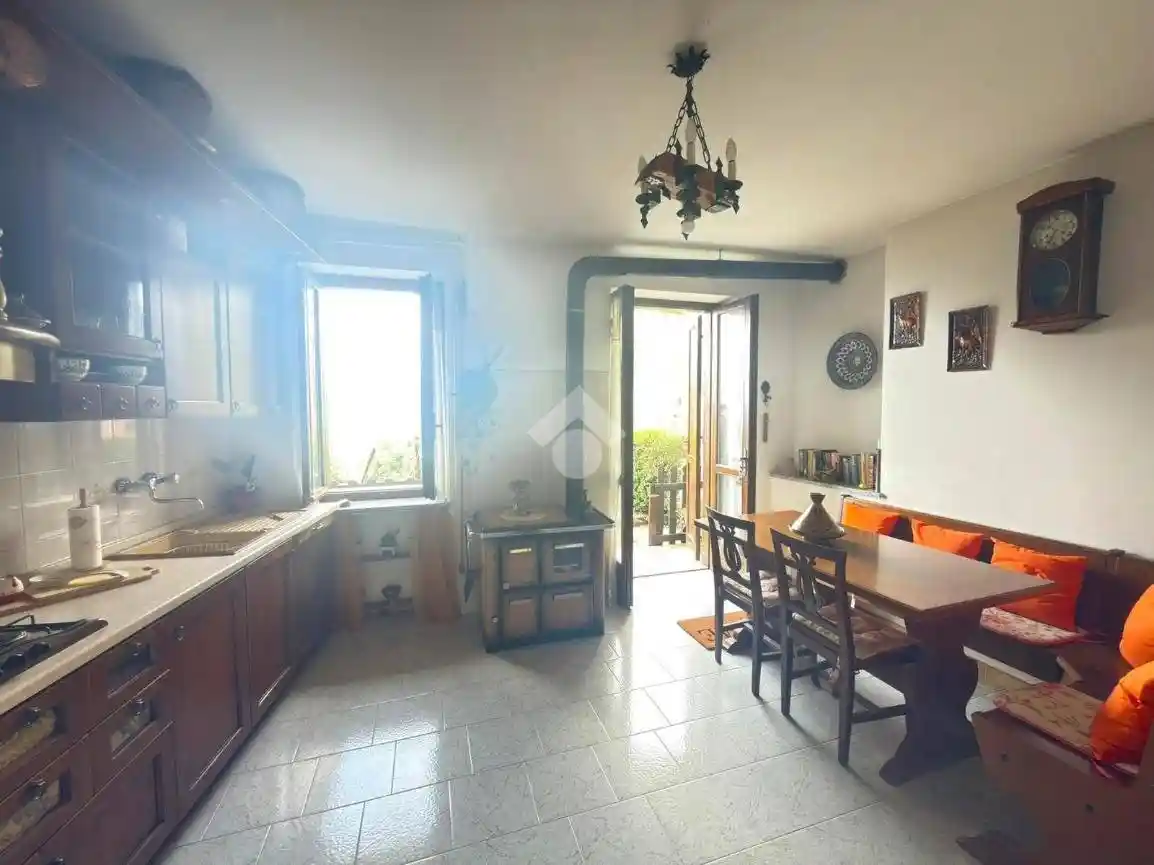 Casa indipendente in vendita a Valgioie