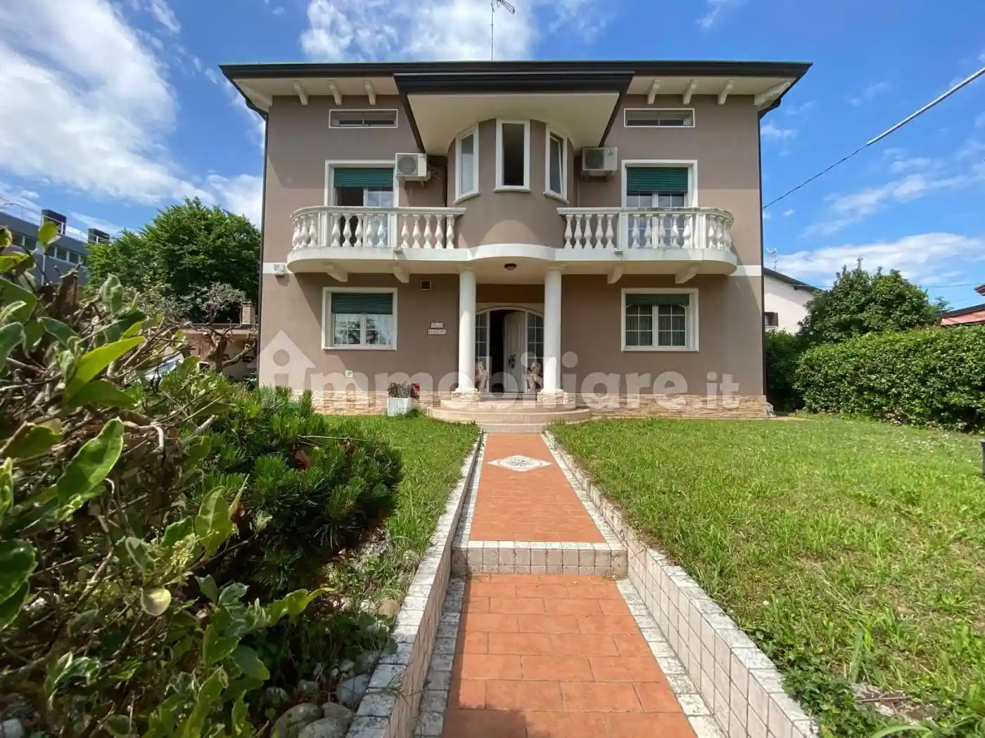Villa in vendita a Pordenone