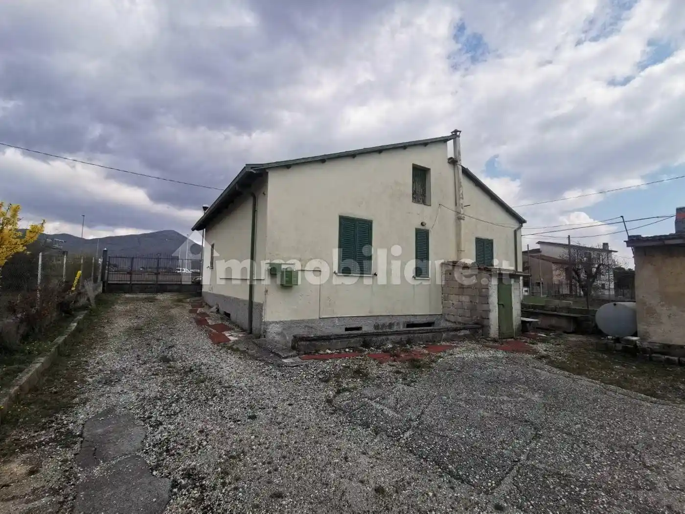 Casa indipendente in vendita a Avezzano