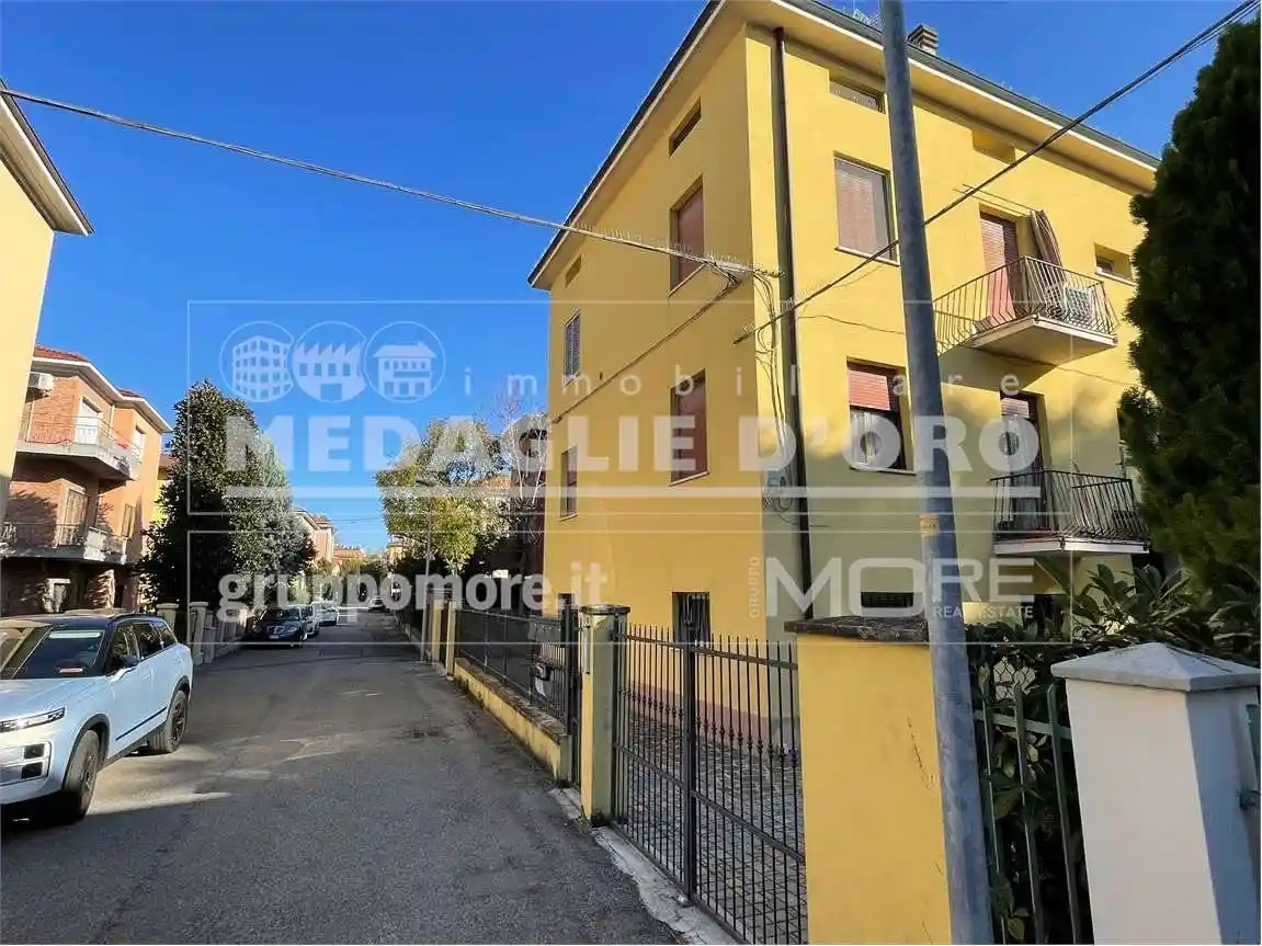 Appartamento in vendita a Modena