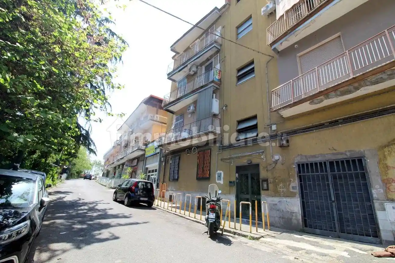 Appartamento in vendita a Napoli