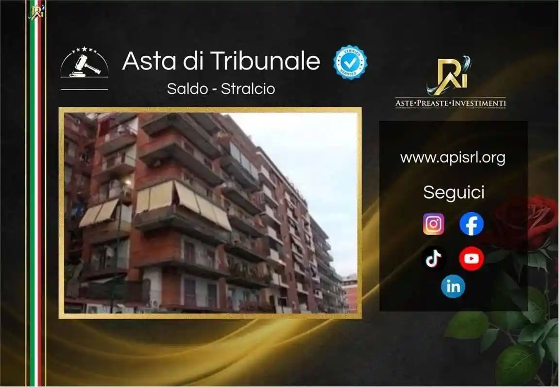 Appartamento in vendita a Napoli