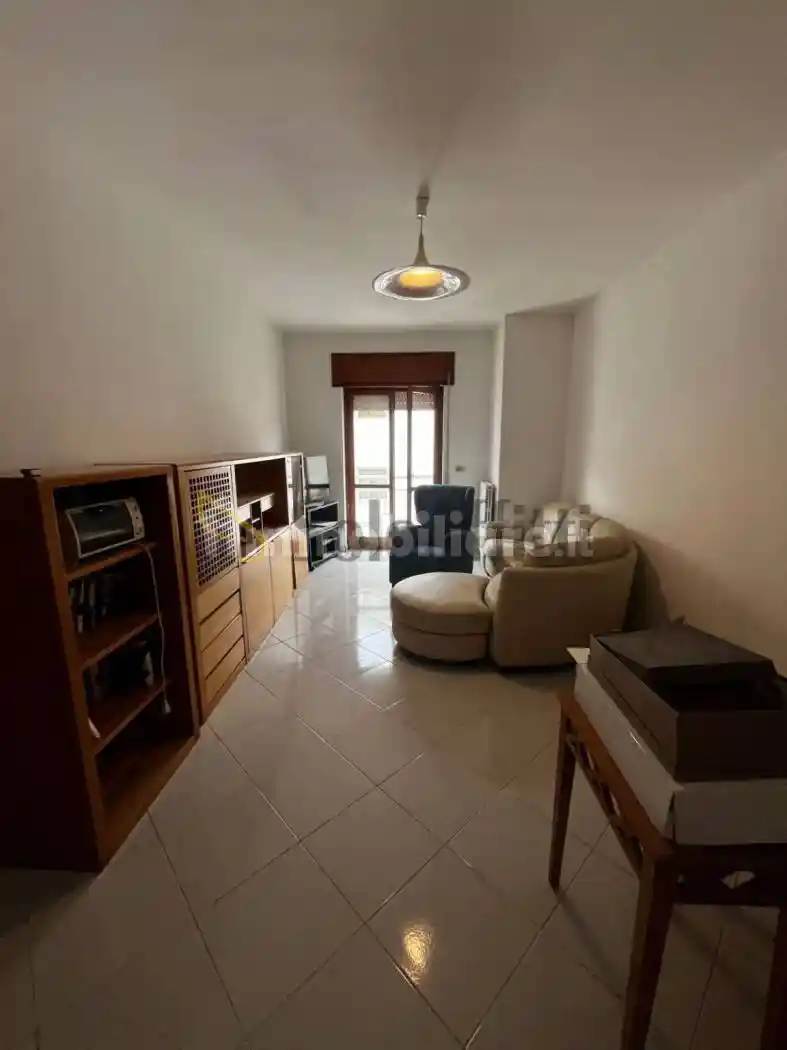 Appartamento in affitto a Napoli