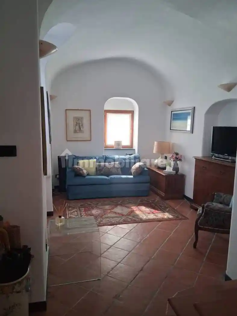 Appartamento in affitto a Finale Ligure