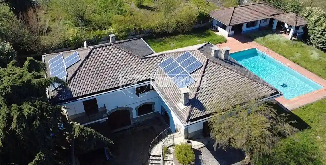 Villa in vendita a La Cassa