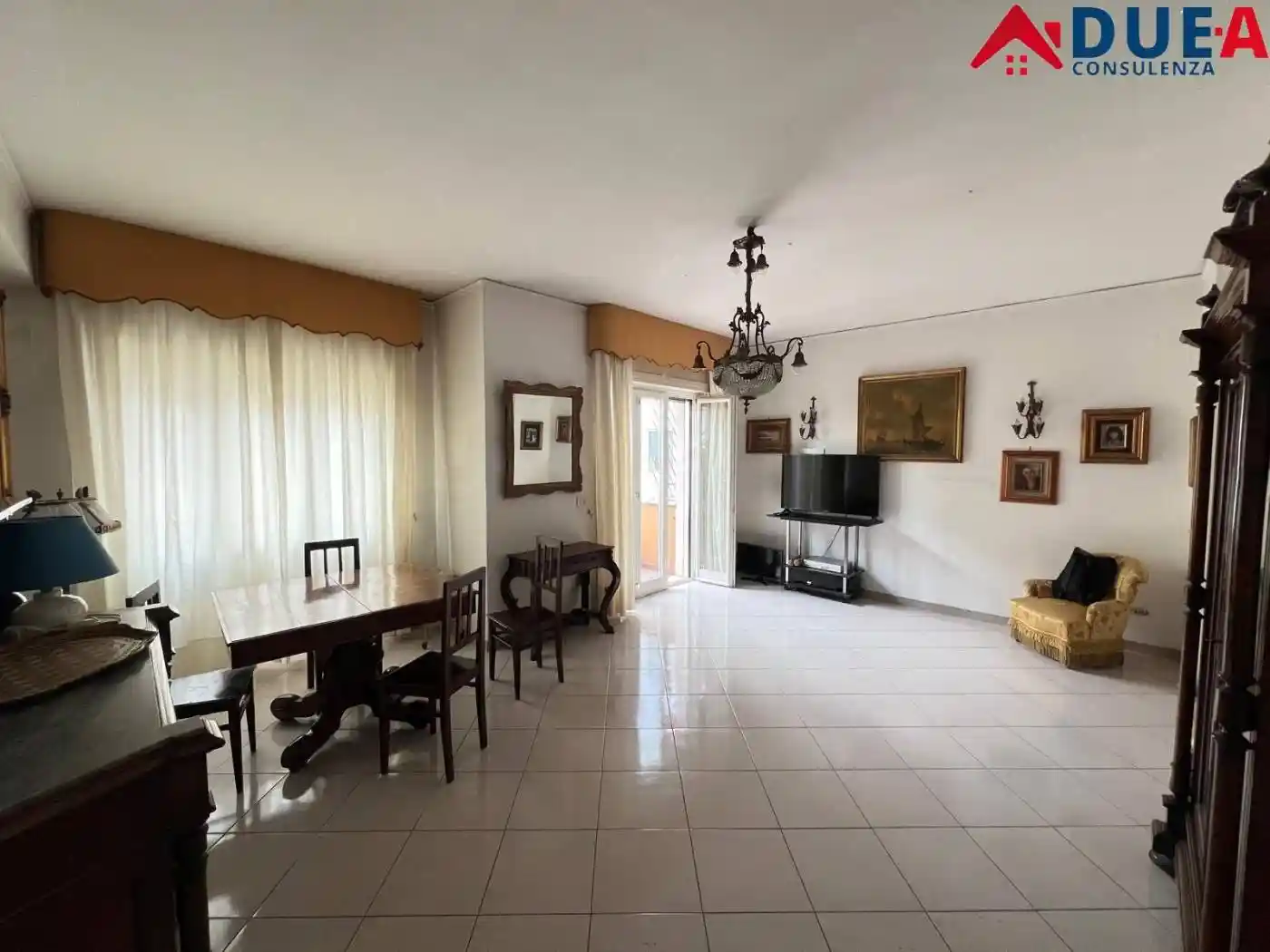 Appartamento in affitto a Napoli