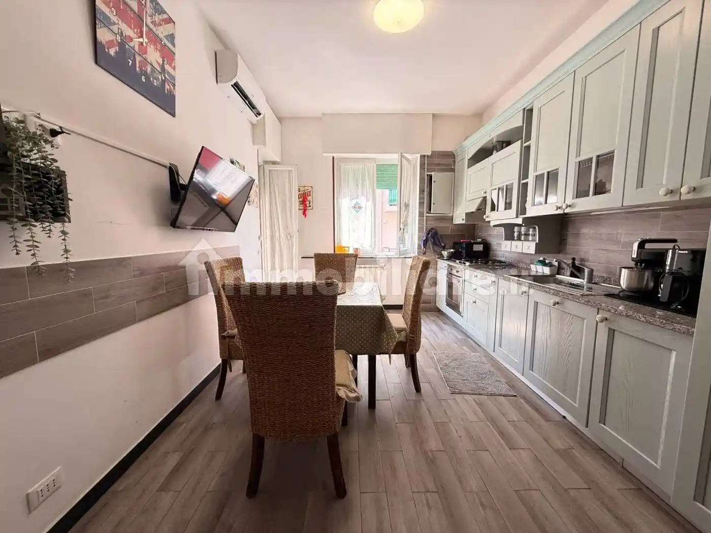 Appartamento in vendita a Genova