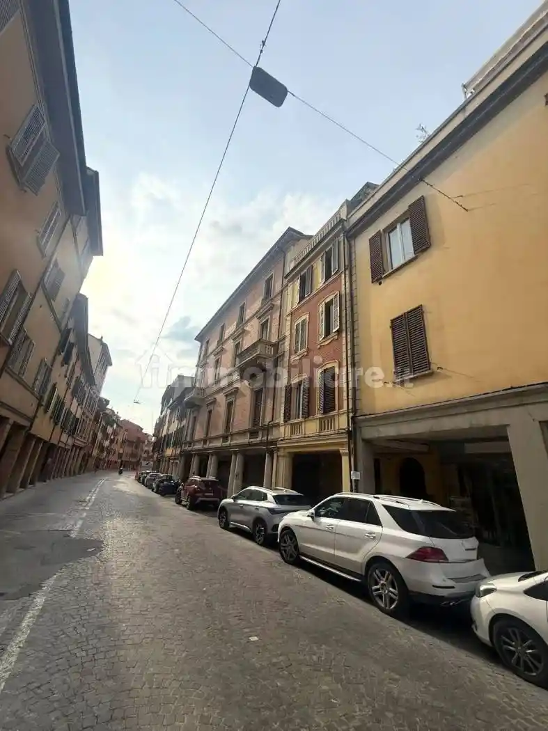 Appartamento in vendita a Bologna
