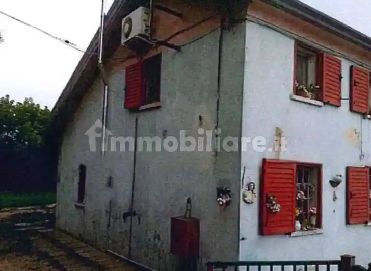 Casa indipendente in vendita a Castelmassa