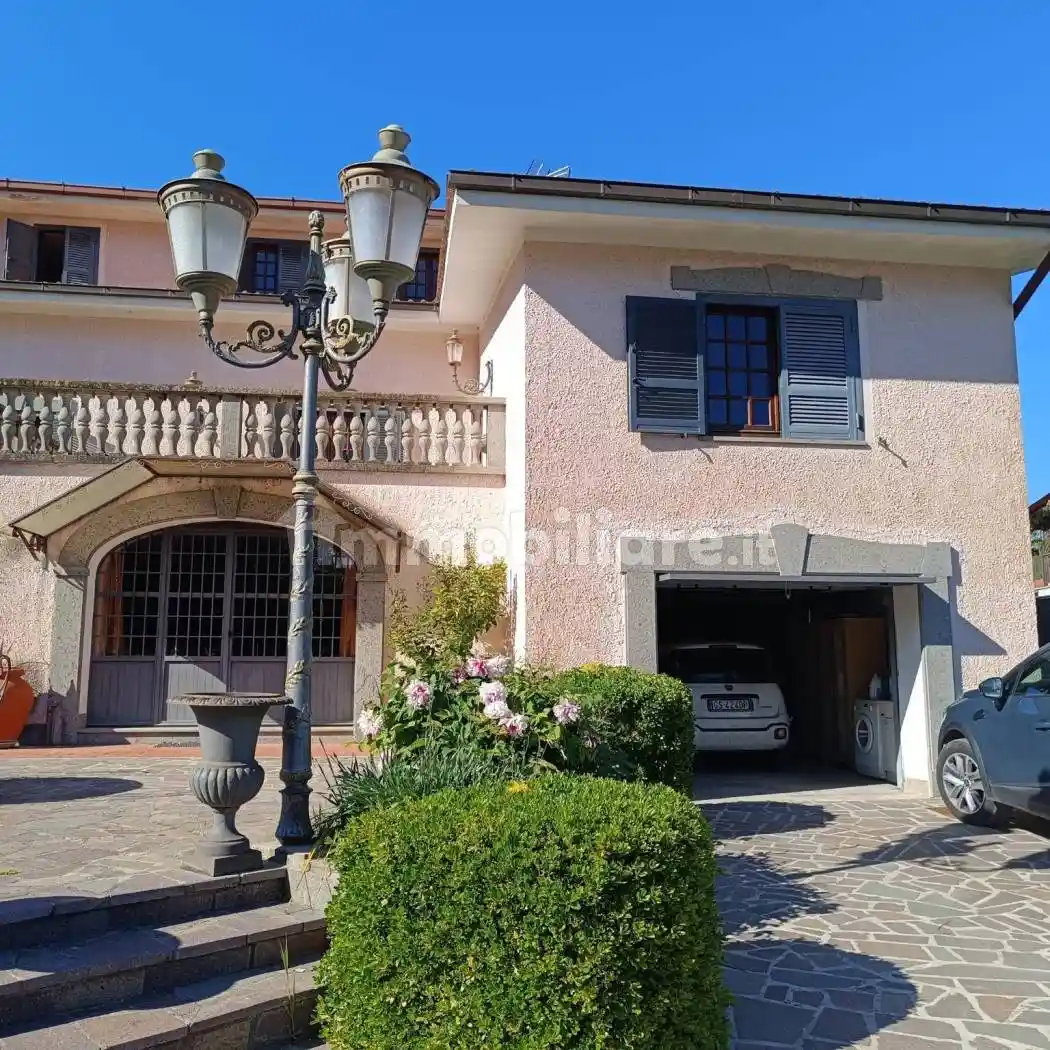 Villa in vendita a Formello