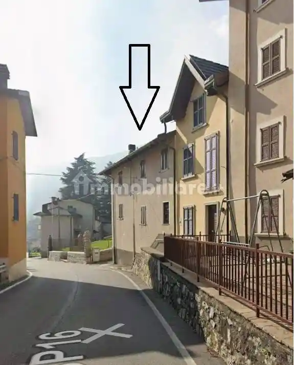 Casa indipendente in vendita a Costa Valle Imagna