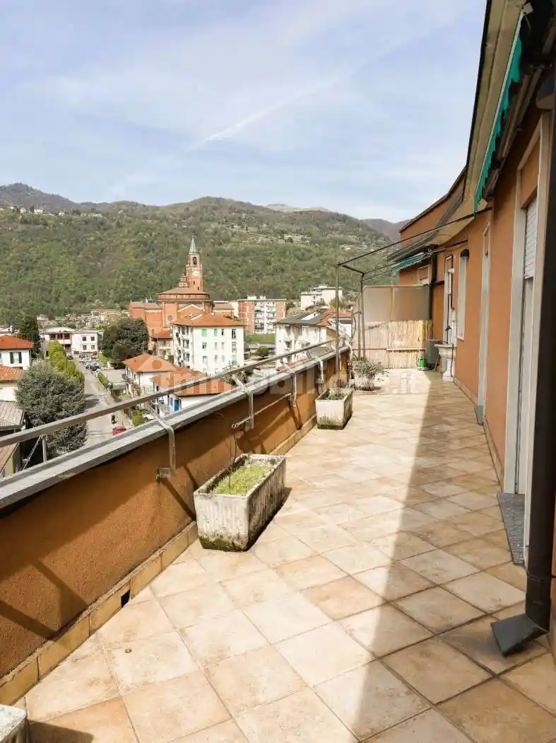 Appartamento in vendita a Como