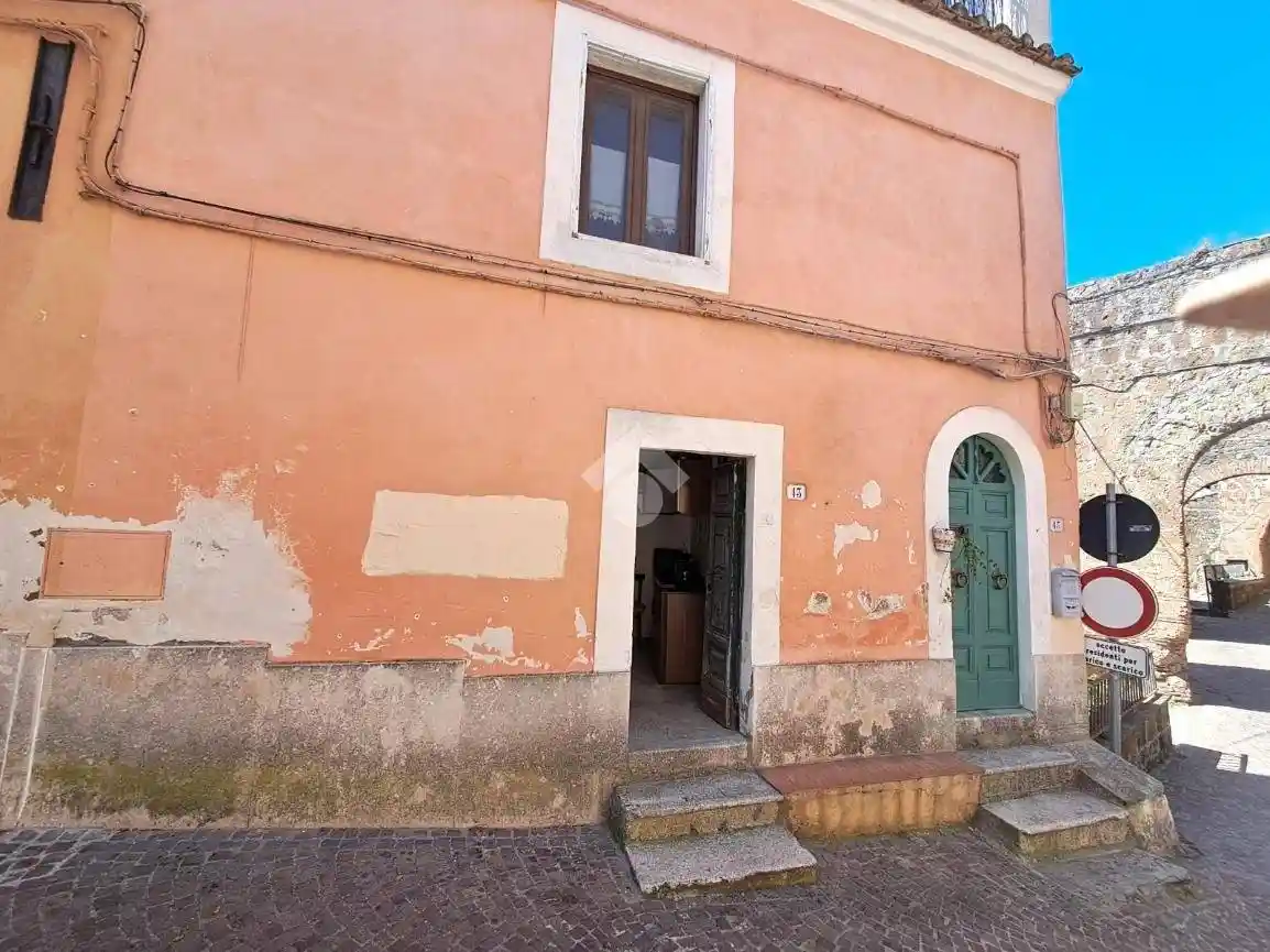 Appartamento in vendita a Faleria