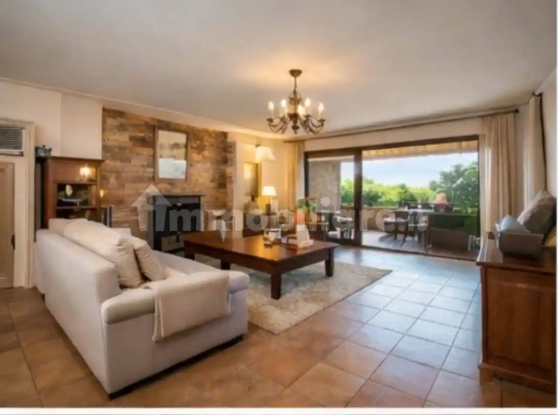 Villa in vendita a Latina