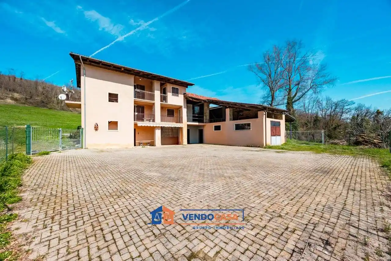 Villa in vendita a Murazzano