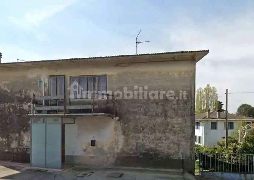 Casa indipendente in vendita a Frassinelle Polesine
