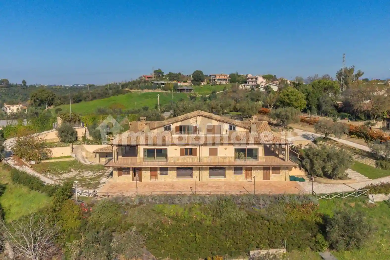 Villa - foto 2