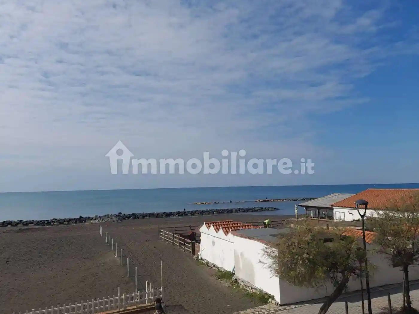 Appartamento in vendita a Ladispoli