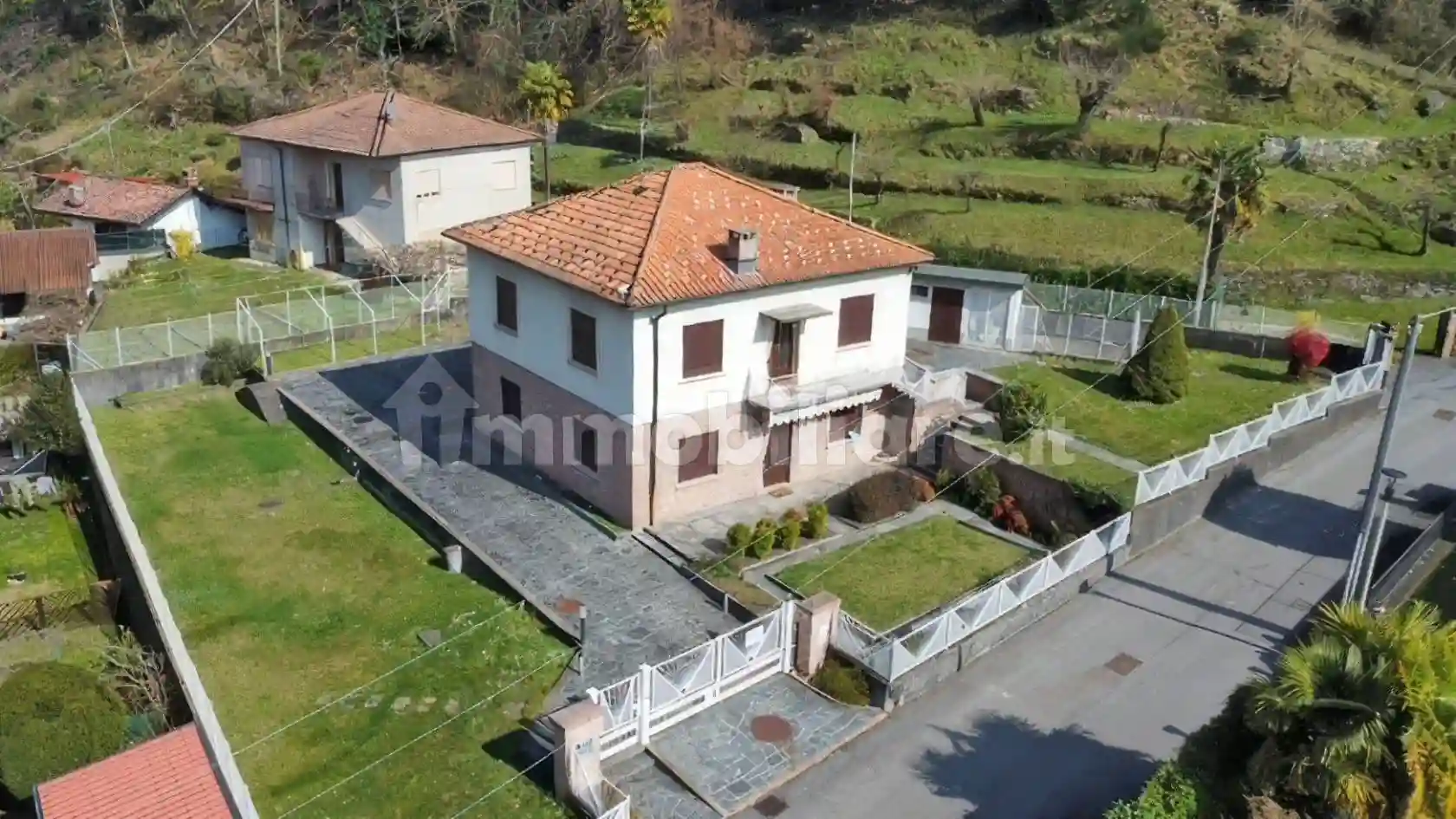 Villa - foto 2