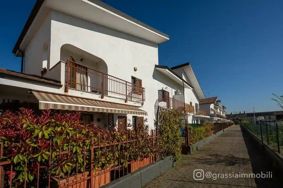 Villetta a schiera - foto 2