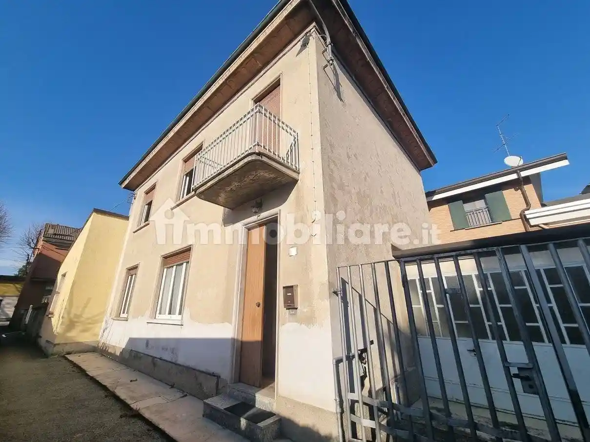Villa in vendita a Limbiate