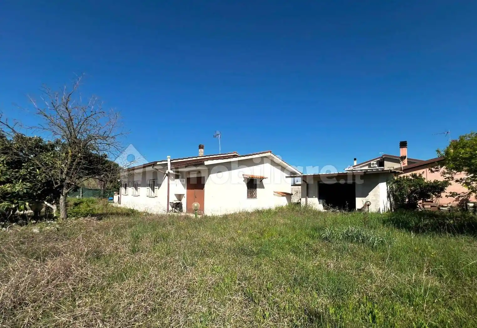 Villa in vendita a Cisterna di Latina