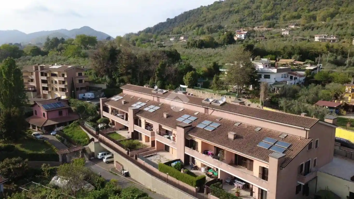 Appartamento in vendita a Cave