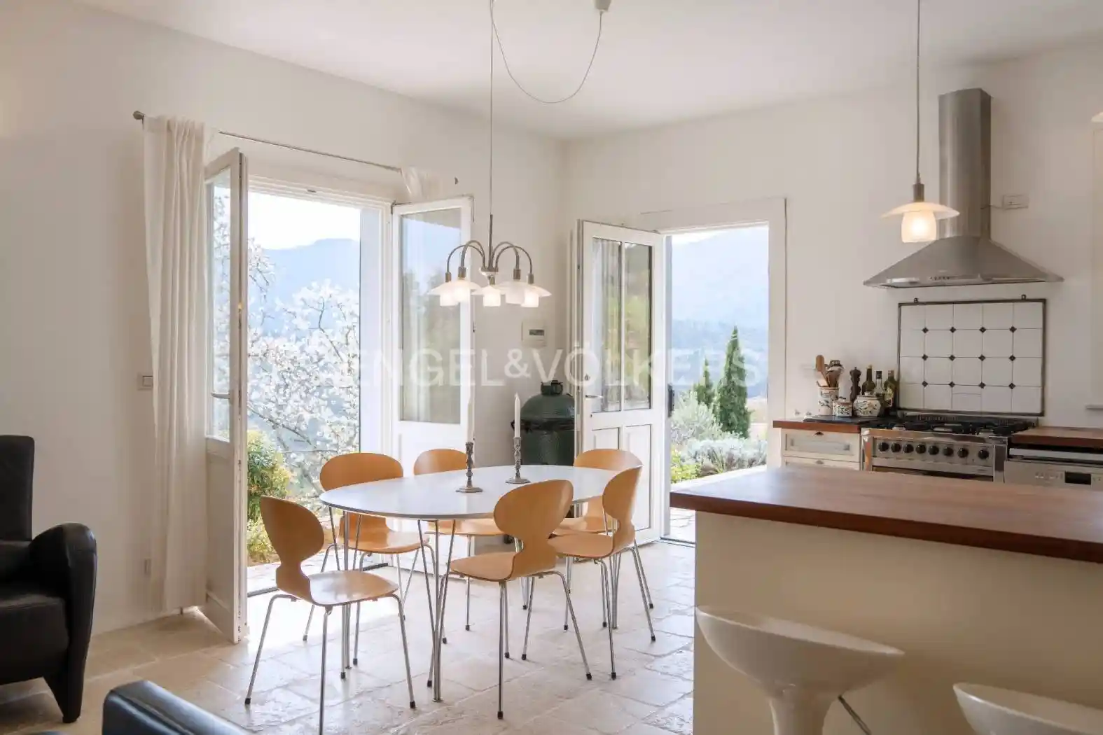 Villa in vendita a Carro