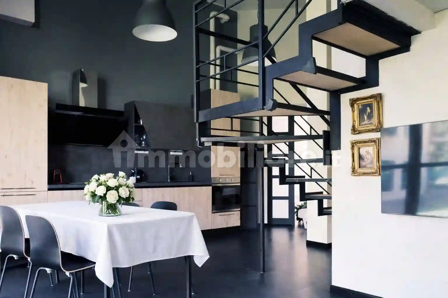 Loft - foto 2