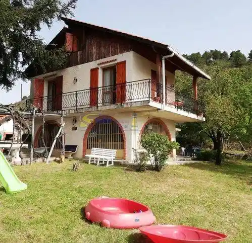 Villa in vendita a Castel Vittorio