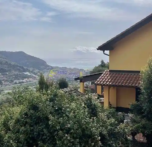 Villetta a schiera in vendita a Ventimiglia