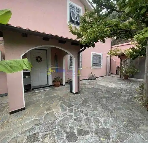 Villa in vendita a Ventimiglia