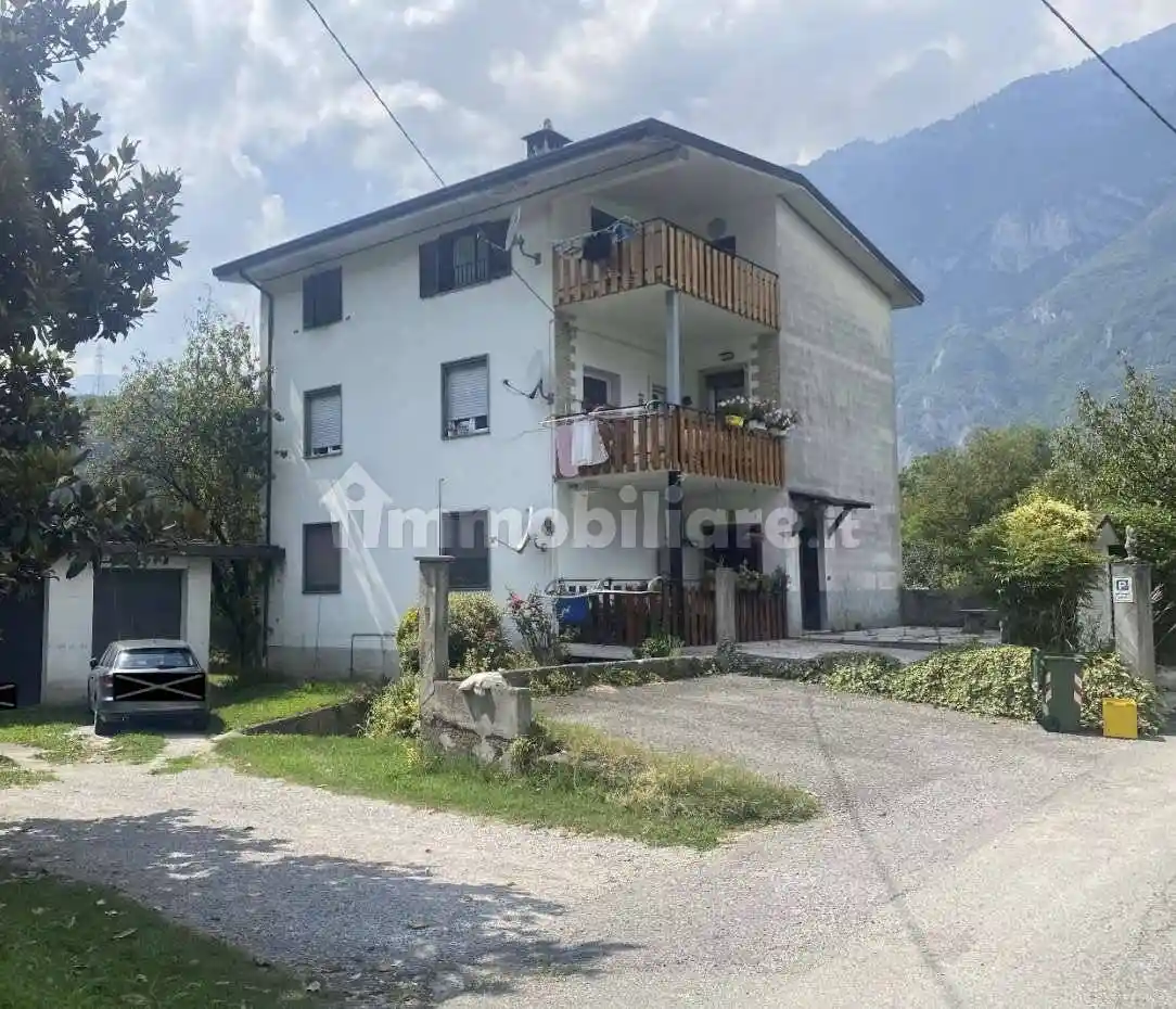 Appartamento in vendita a Esine