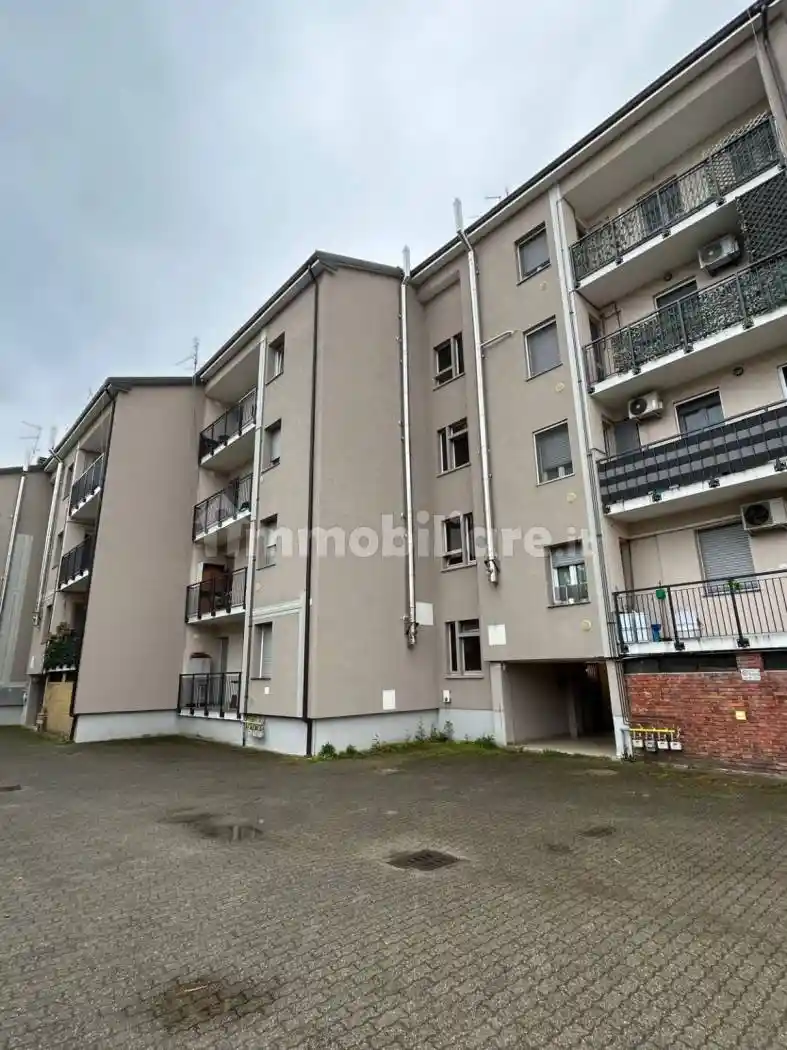 Appartamento in vendita a Rho