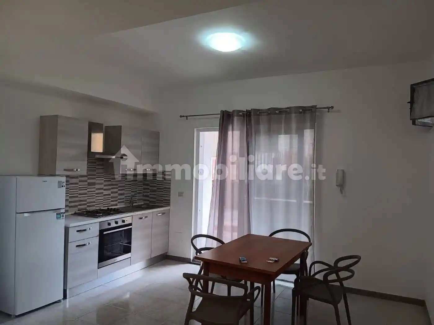 Appartamento in affitto a Acireale