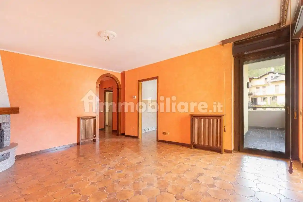 Appartamento in vendita a Casale Corte Cerro