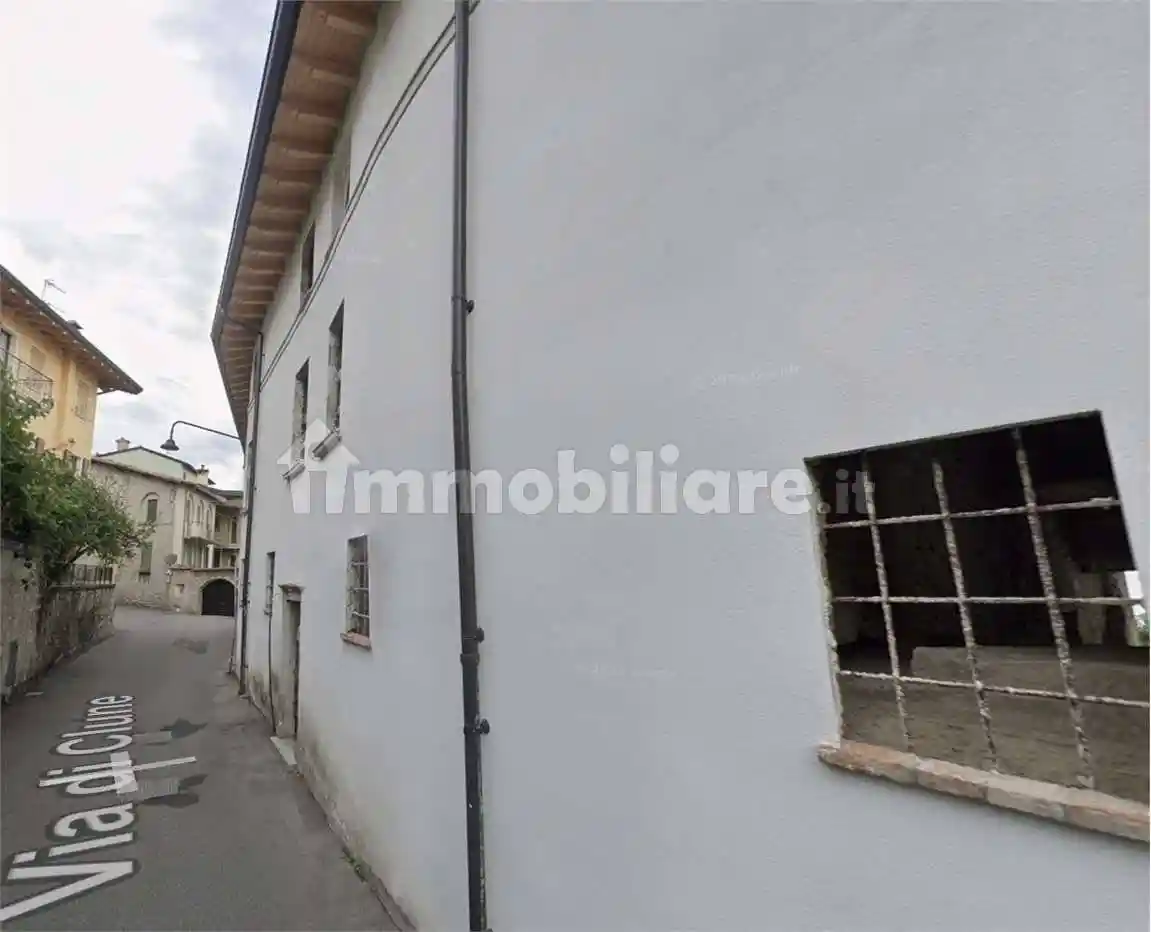 Appartamento in vendita a Gardone Riviera