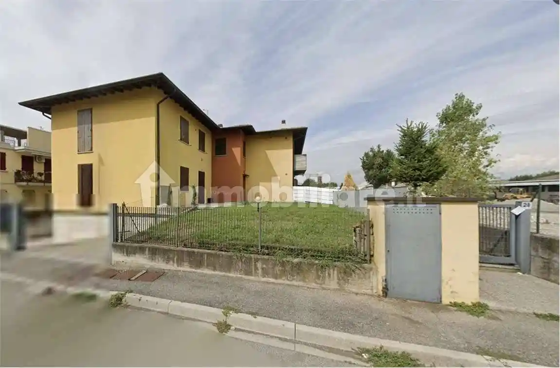 Appartamento in vendita a Offlaga