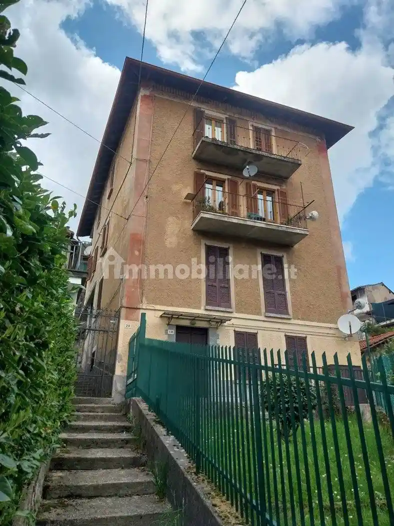 Appartamento in vendita a Magreglio