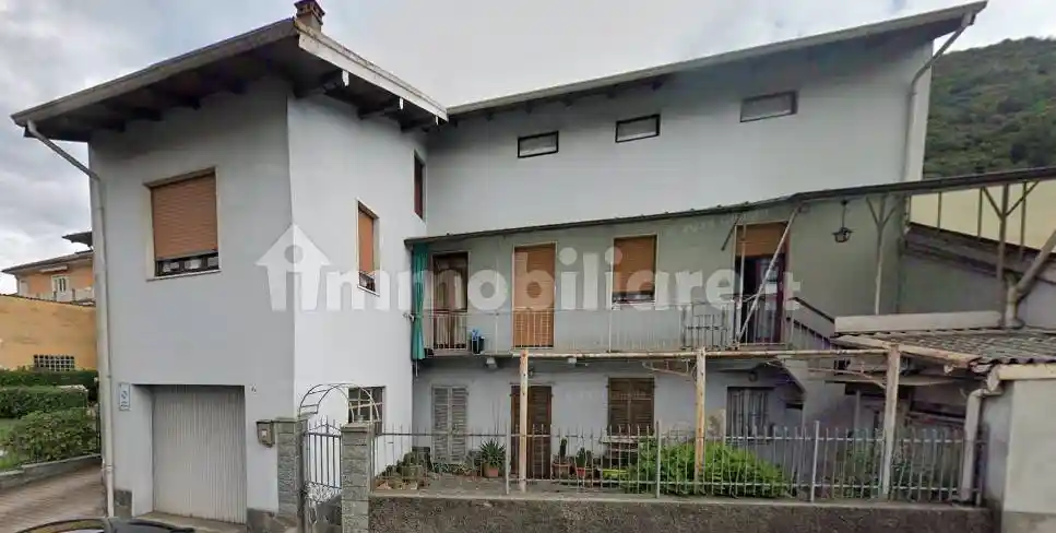 Palazzo - Stabile in vendita a Omegna