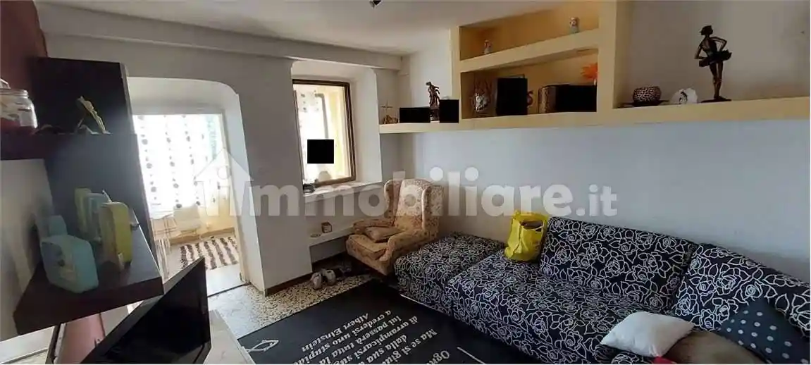 Palazzo - Stabile in vendita a Fonteno