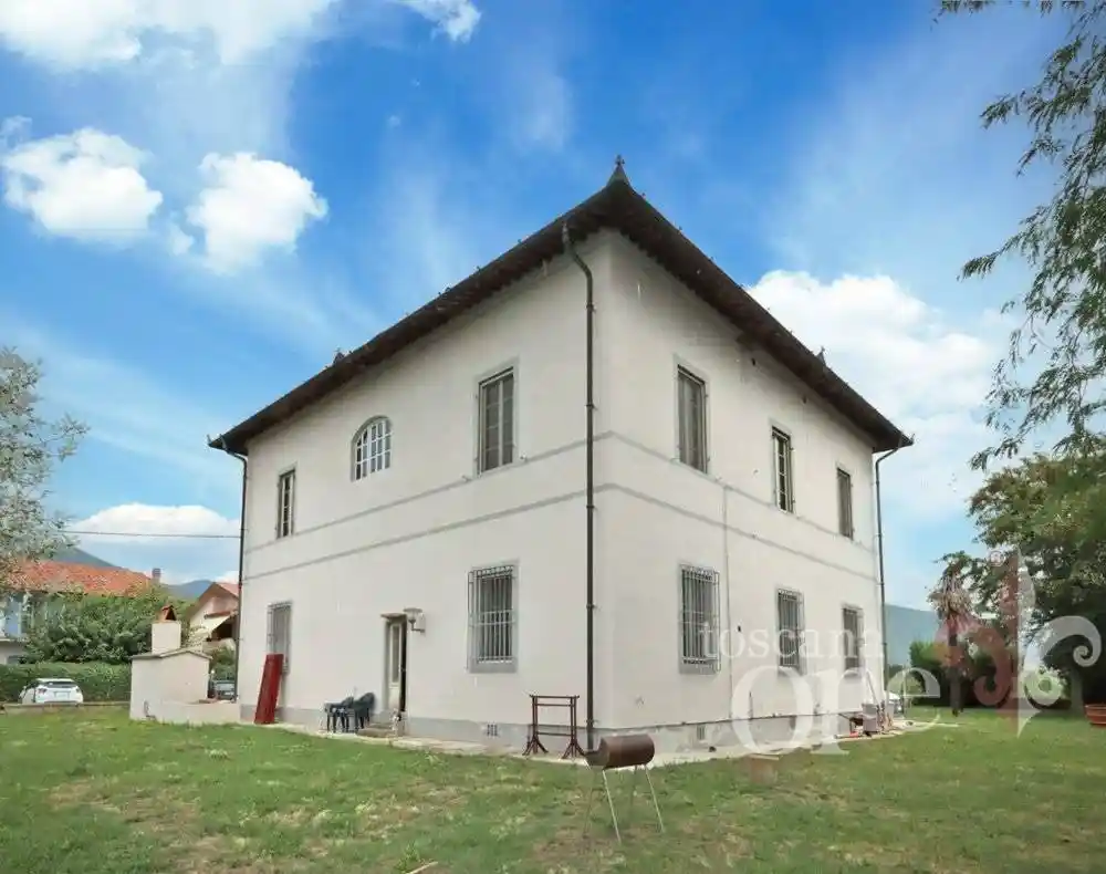 Villa in vendita a San Giuliano Terme