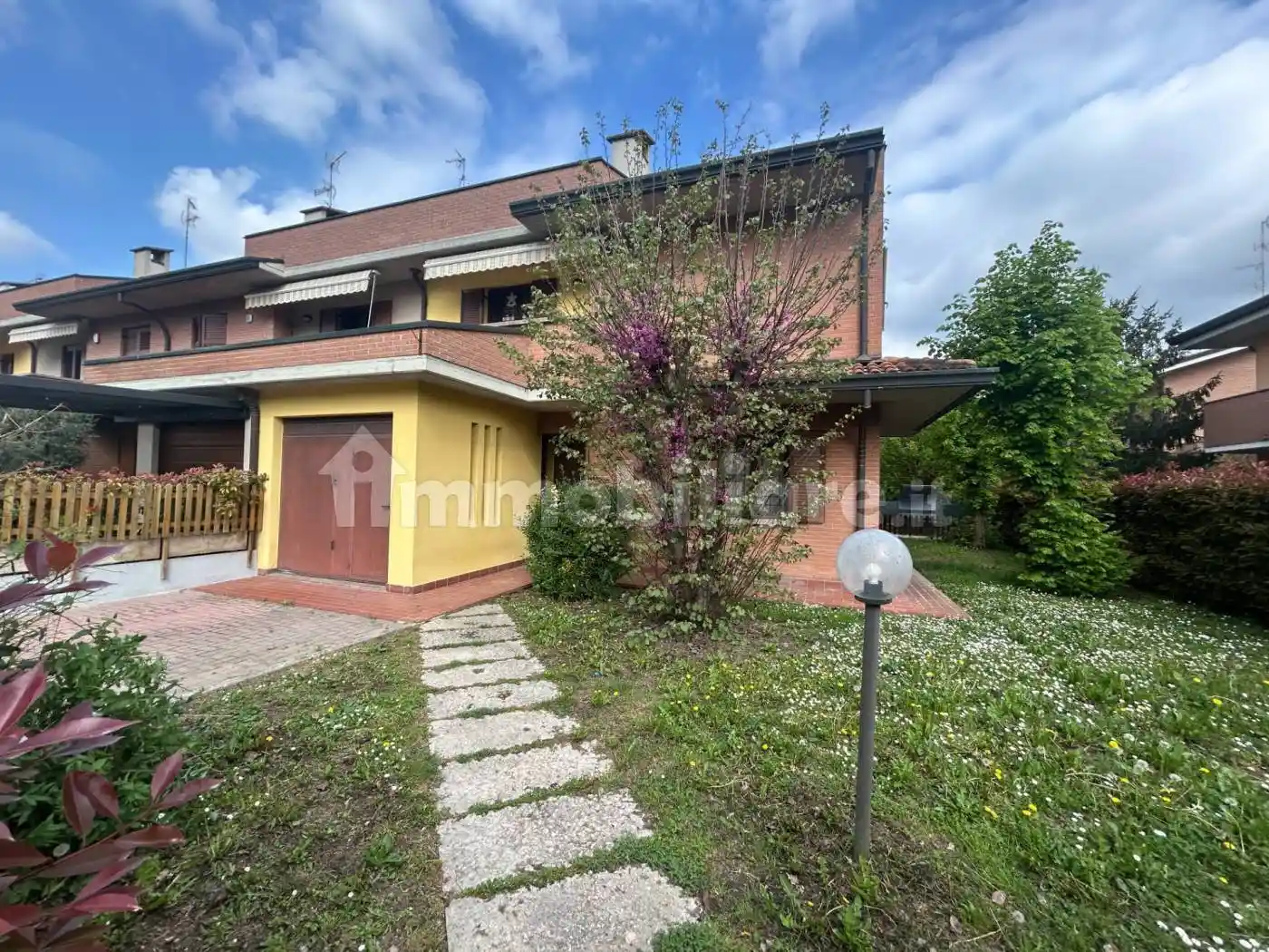 Villa in vendita a Mirandola