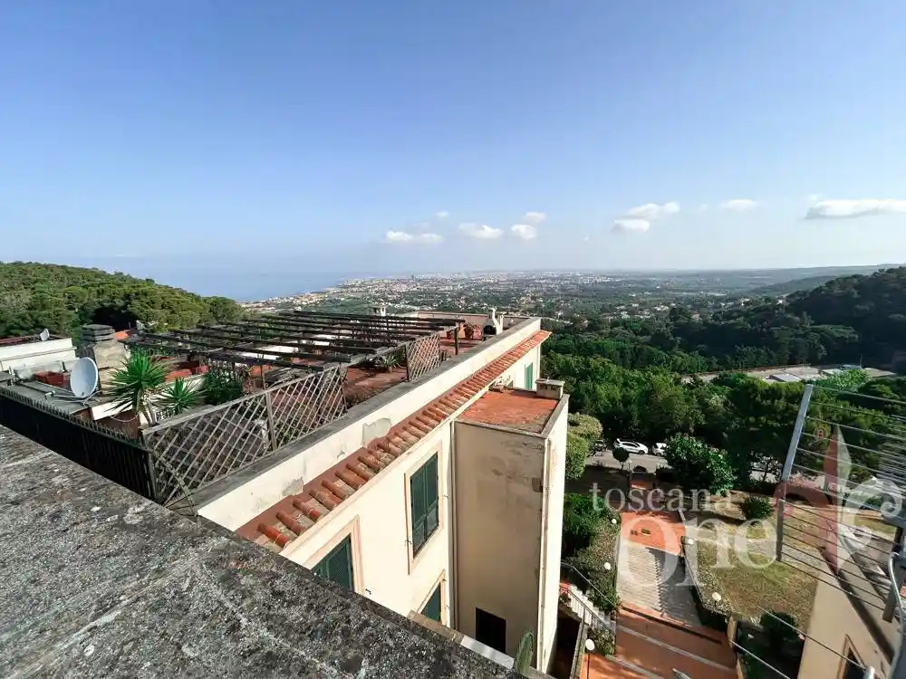 Appartamento in vendita a Livorno