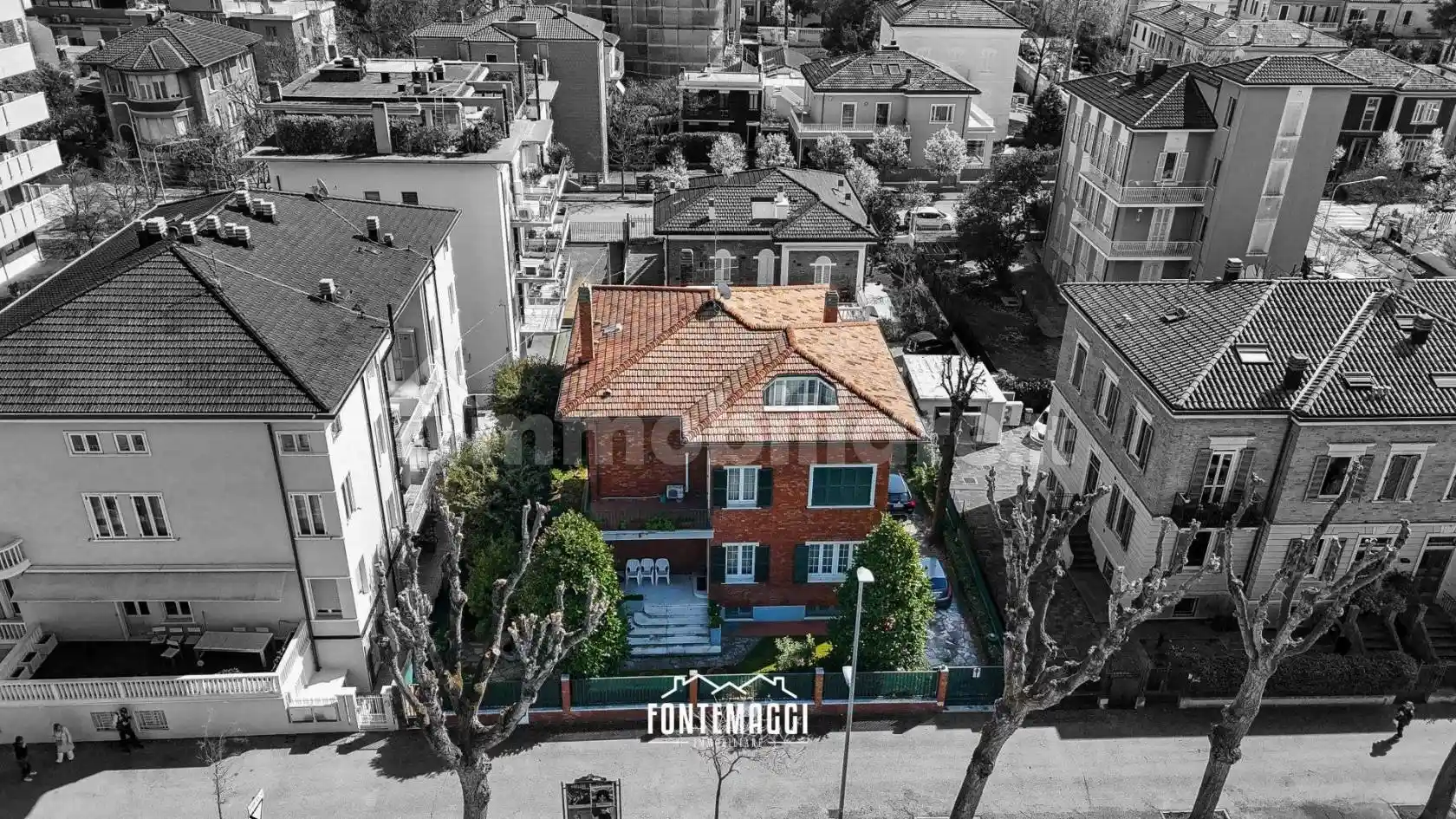 Villa in vendita a Pesaro