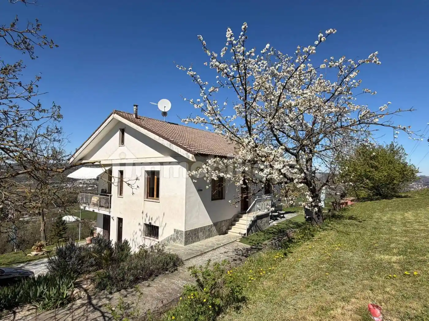 Villa in vendita a Melazzo