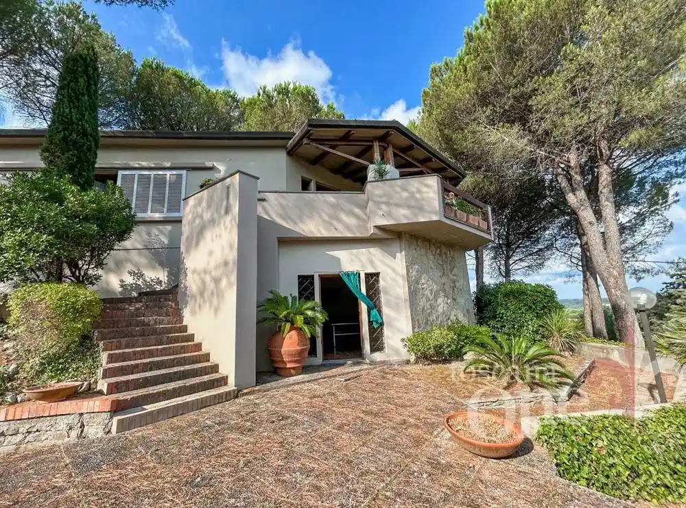 Villa in vendita a Casciana Terme Lari